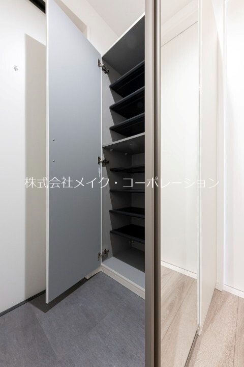 玄関 グランソレイユ西新 玄関
