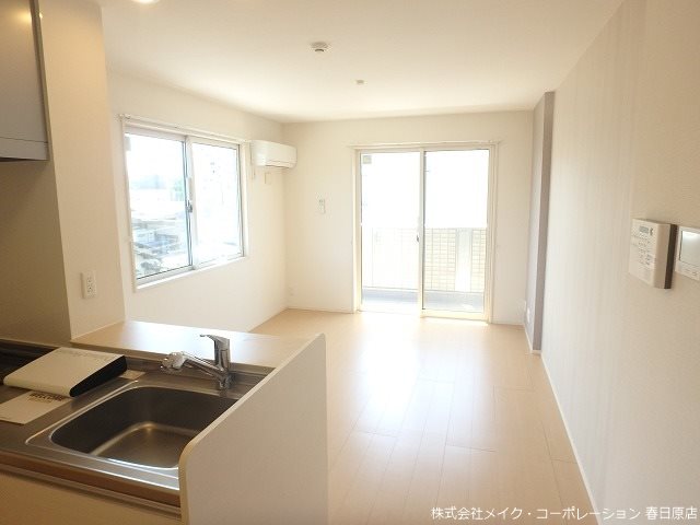 写真は同型タイプ D-room博多麦野 弐番館 リビング