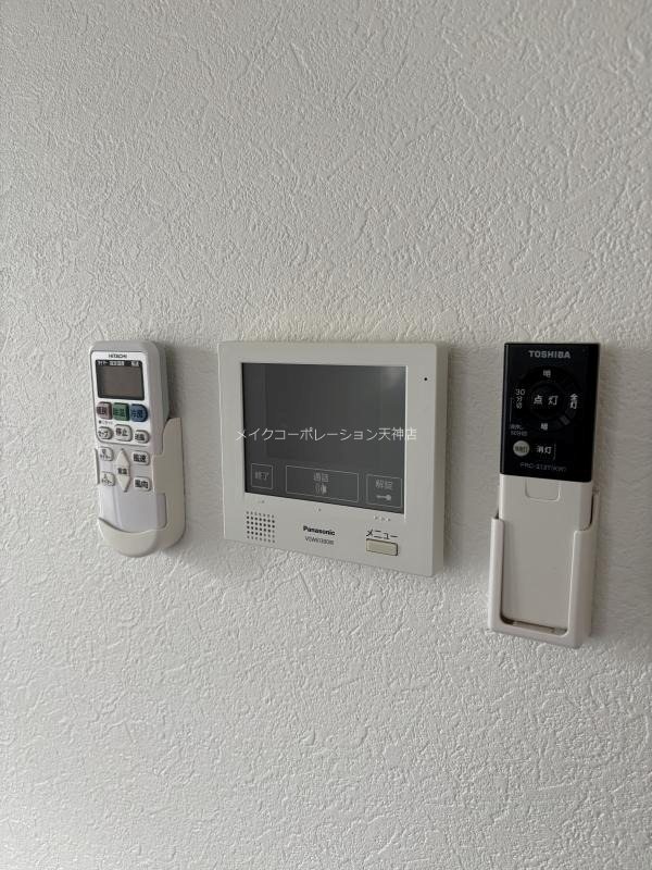 サニークレスト渡辺通 玄関