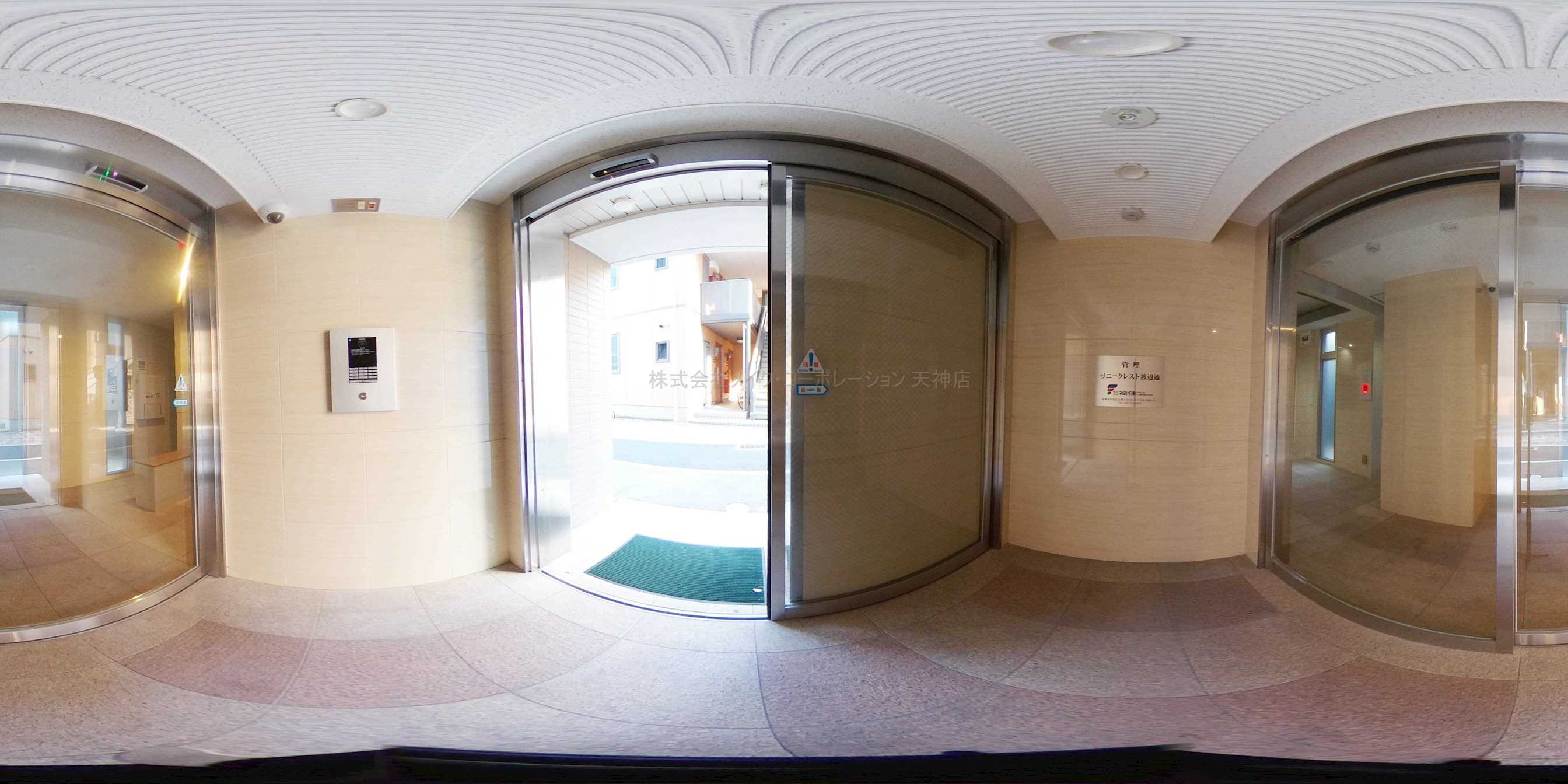 エントランス