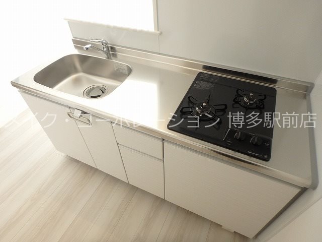 同物件別部屋引用・現状優先です。 アソシアグロッツォ博多サウスガーデン キッチン