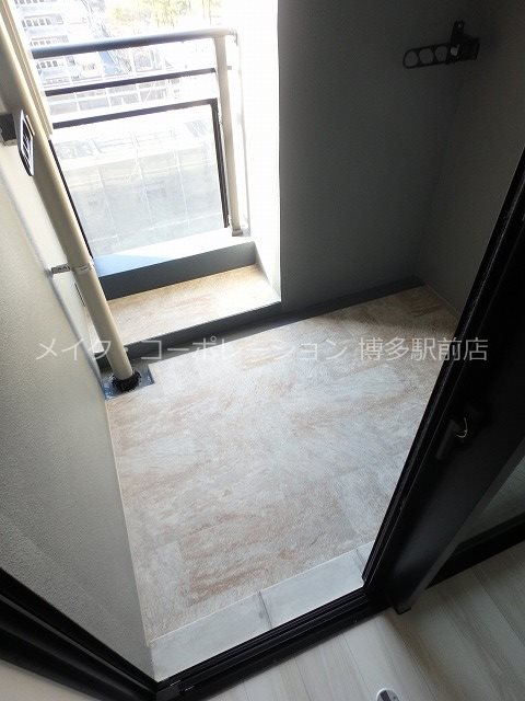 同物件別部屋引用・現状優先です。 アソシアグロッツォ博多サウスガーデン ベランダ