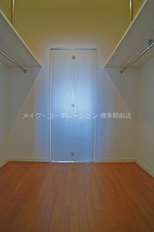 ※別部屋写真参考(フローリングの色等違う場合がございます。) ニューガイア博多東 その他4