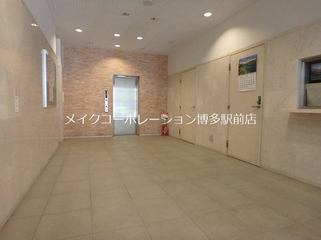 ロビー ピュアドームエクサイト博多 その他6