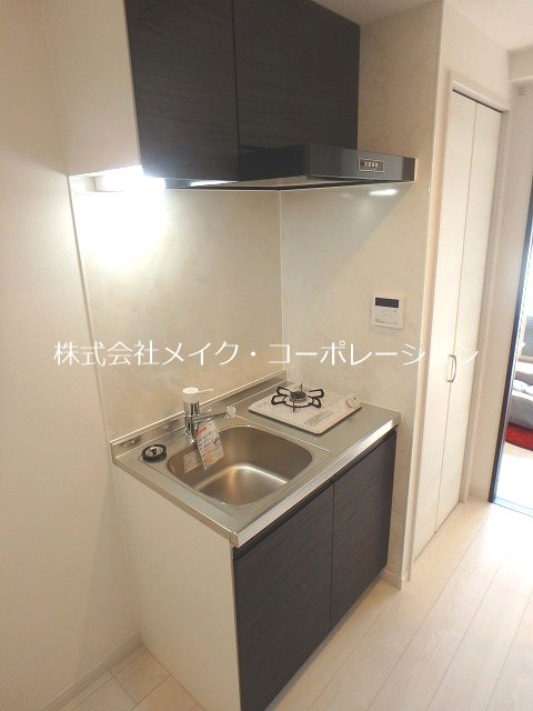 キッチン パグーロ西新南 キッチン