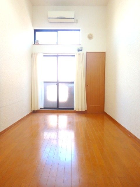 ステラハウス別府 リビング
