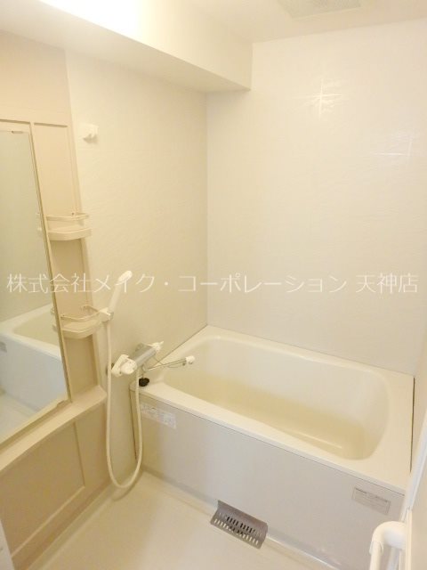 イメージの為、同タイプ別号室掲載。現状優先となります。 グランパーク天神 風呂画像
