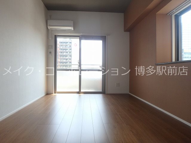 ※同建物内別部屋参考写真※出窓は無いです ギャラン御供所 ベッドルーム