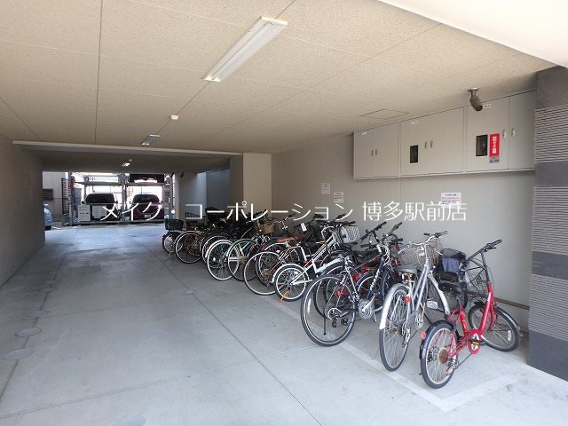 他共有部分 ドムール県庁前 その他16
