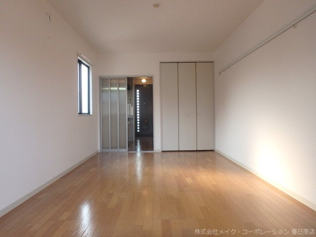 写真は同型タイプ サンハイム26B棟 リビング