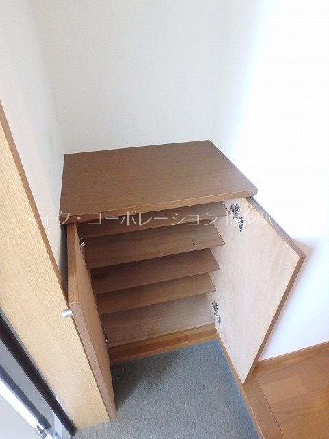 キトミ壱番館 玄関