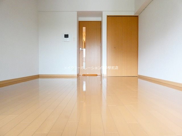 リビング エフパルク県庁前 リビング