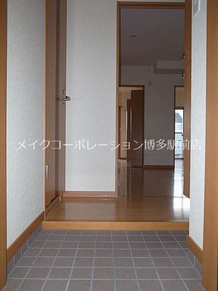 玄関 リーベ高宮3丁目 玄関