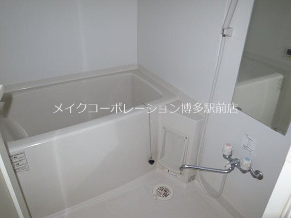 バス リーベ高宮3丁目 風呂画像