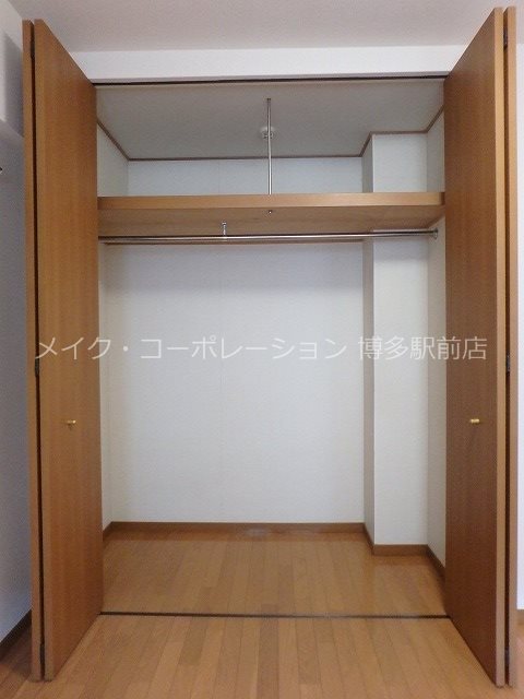 ※写真は棟内別部屋参考写真 ウイングコートC館 その他4