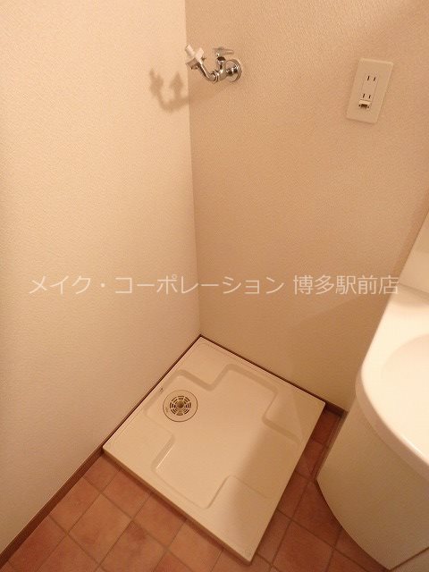 ※写真は棟内別部屋参考写真 ウイングコートC館 その他7