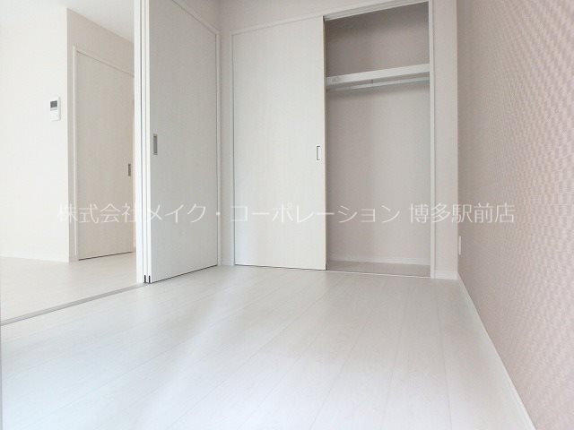 同物件、別部屋の写真です。 リアンレガーロ博多ステーション その他4