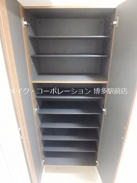 玄関 M・Rレジデンス博多 その他10