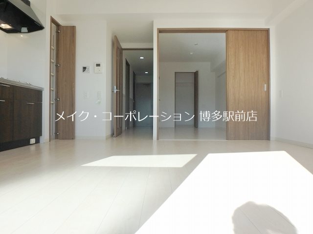 リビング M・Rレジデンス博多 リビング