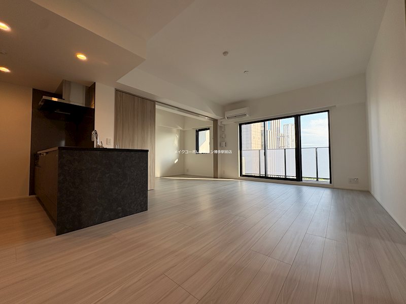 ※別部屋写真使用現状優先 S-RESIDENCE大手門awesome リビング