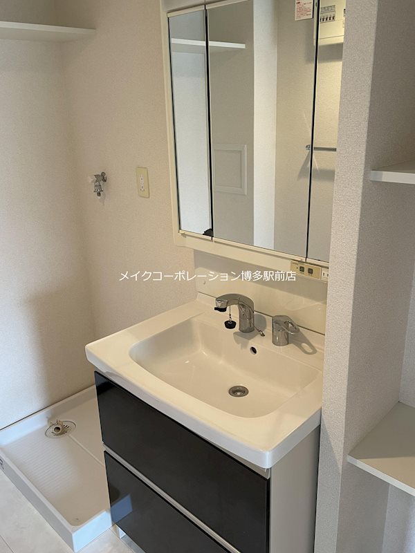 同物件、別部屋の写真です。 スリーゼ その他1