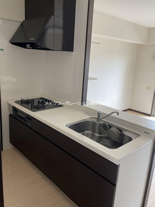 同物件、別部屋の写真です。 スリーゼ キッチン