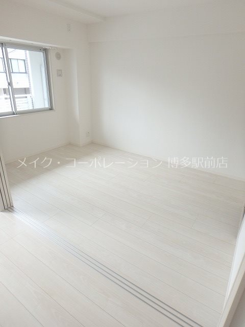 ※写真は棟内別部屋参考写真 フラッツ東比恵 ベッドルーム