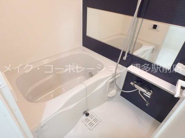 ※写真は棟内別部屋参考写真 フラッツ東比恵 風呂画像