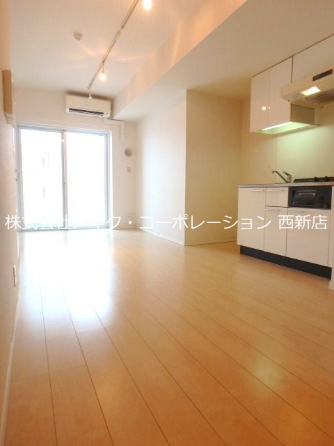 ※同建物内別部屋参考写真 レジディア西新 リビング