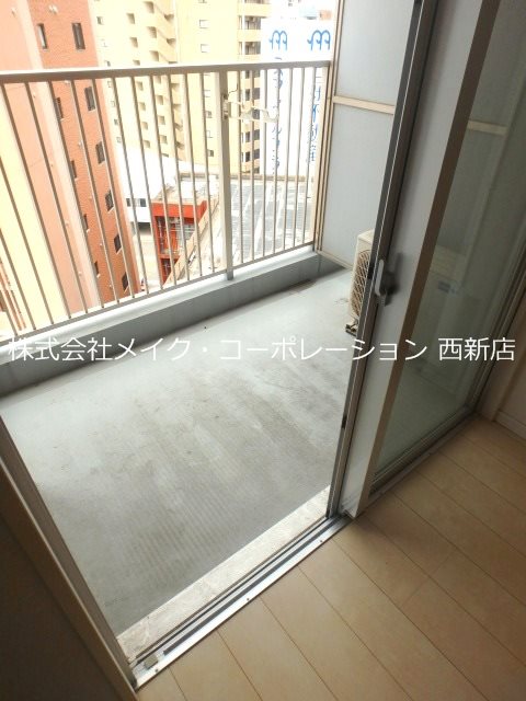 ※同建物内別部屋参考写真 レジディア西新 ベランダ