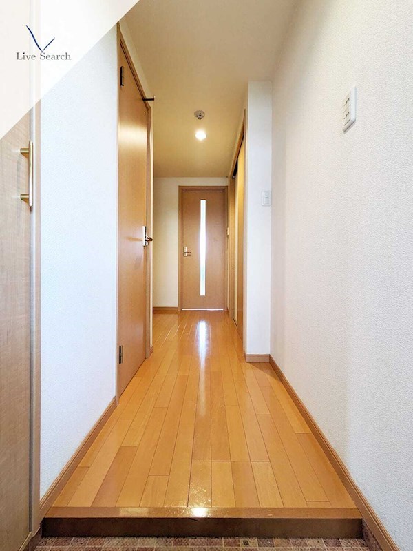 写真は同型タイプ Soleil Levent 玄関
