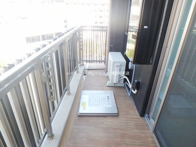 ※同物件、別間取りの写真となります。 レディアントアーク薬院 ベランダ
