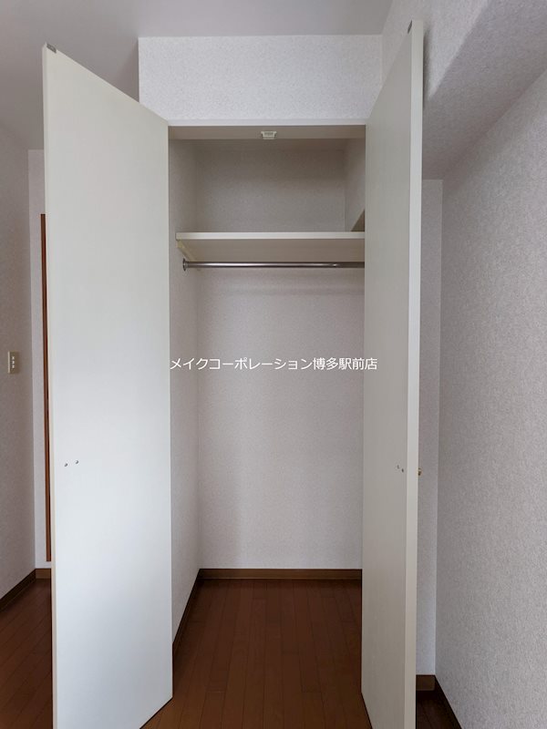 ※写真は棟内別部屋参考写真です。※出窓はありません リファレンスリバーサイド その他2
