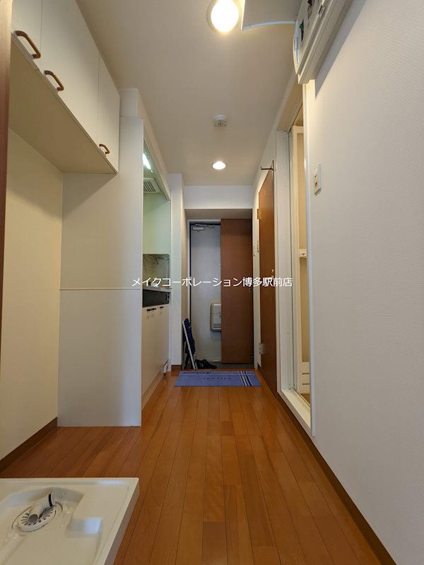 ※写真は棟内別部屋参考写真です。※出窓はありません リファレンスリバーサイド その他7