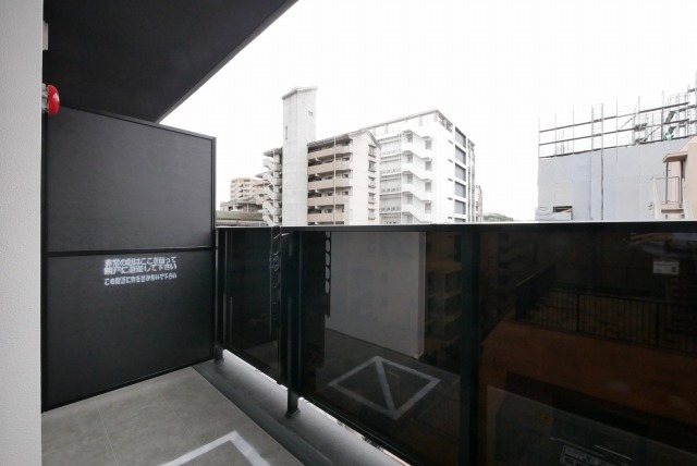 ベランダ ADORE六本松 ベランダ
