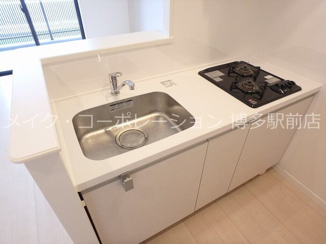 ※写真は棟内別部屋参考写真です サニークレスト東比恵 キッチン