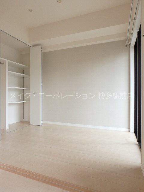 ※写真は棟内別部屋参考写真です サニークレスト東比恵 ベッドルーム