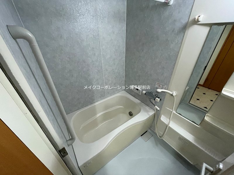 バス シャーメゾンステージ博多 風呂画像