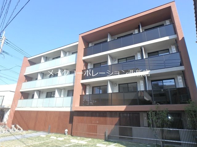 quador西新  外観