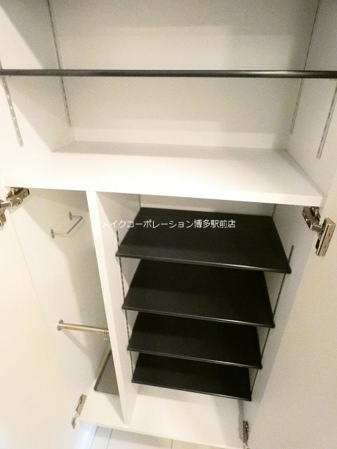 玄関 エンクレスト博多駅南FIT 玄関