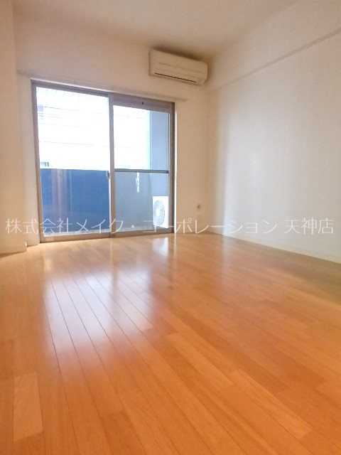 リビング エンクレスト天神Ⅲ リビング