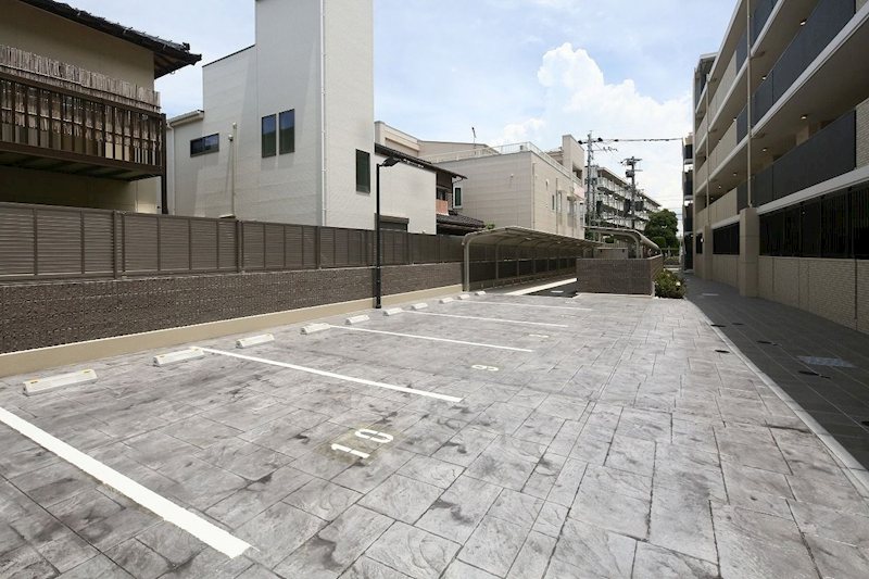 アクタス上山門ツインズ 駐車場