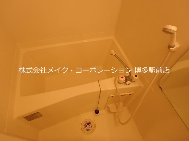 バス レジディア博多Ⅱ 風呂画像