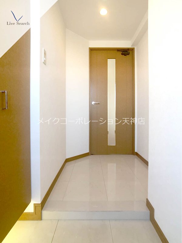 玄関 アイセレブ高砂ベネフィス 玄関