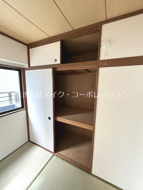 オークス西新 収納