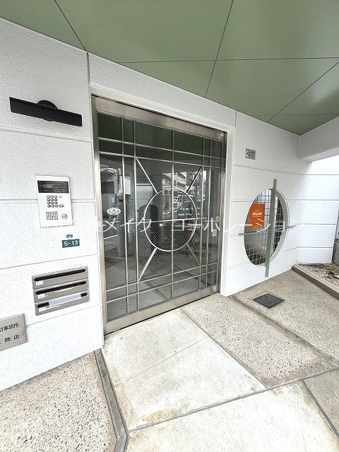オークス西新 エントランス