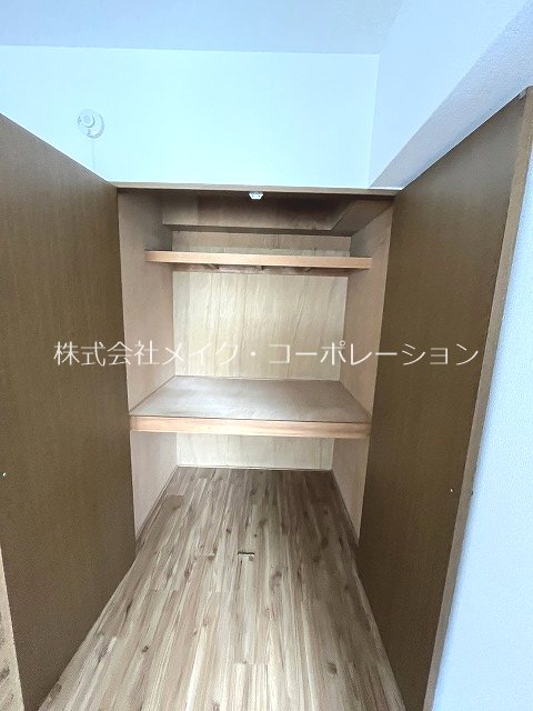 オークス西新 収納