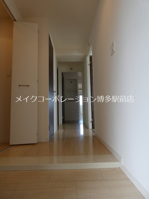 玄関 バルセロナ箱崎 玄関