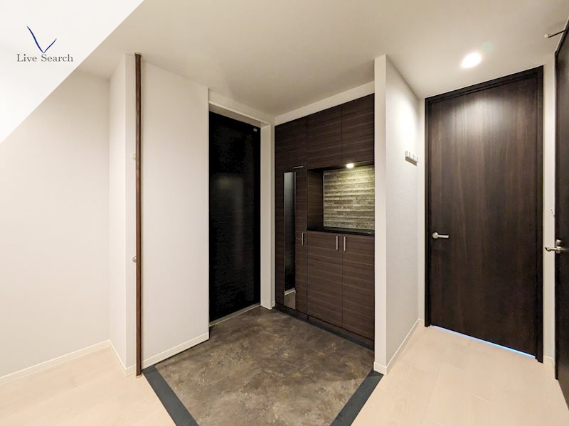 ShamaisonLuxuar平尾山荘通 玄関