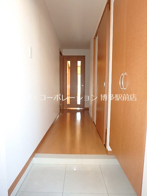 玄関 ヘスティア大濠 玄関